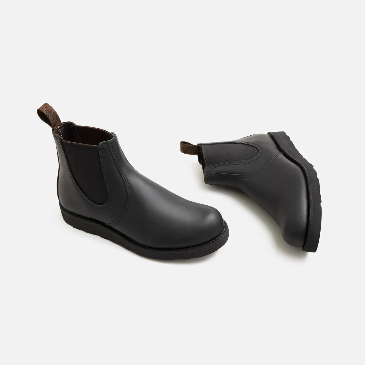Classic Chelsea Men's 6-inch Classic Chelsea in Black Harness Leather