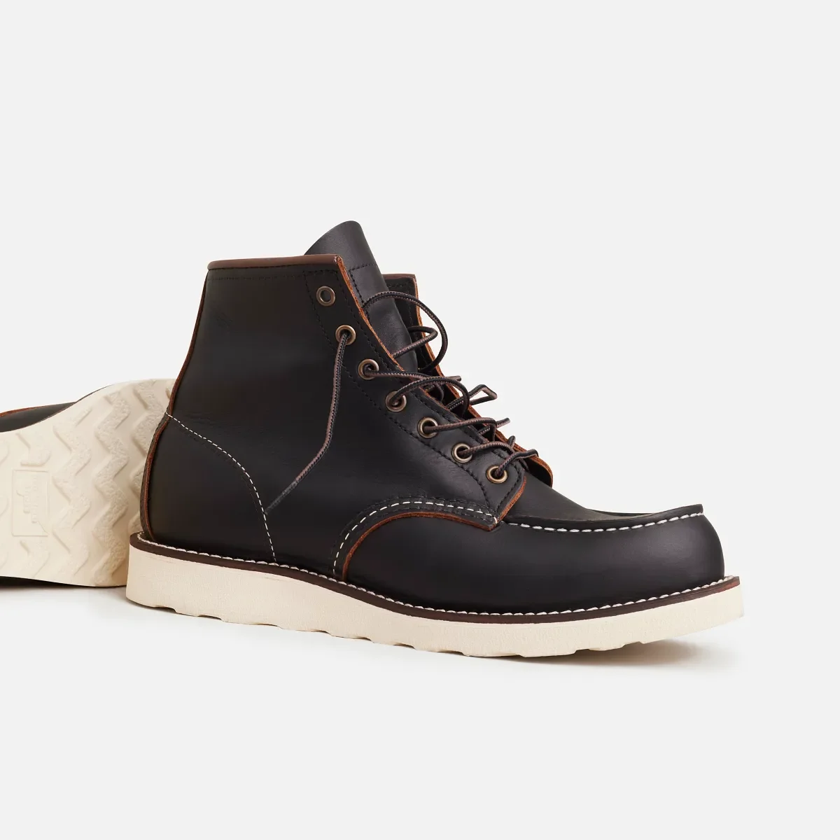 Classic Moc® Men's 6-Inch Boot in Black Prairie Leather
