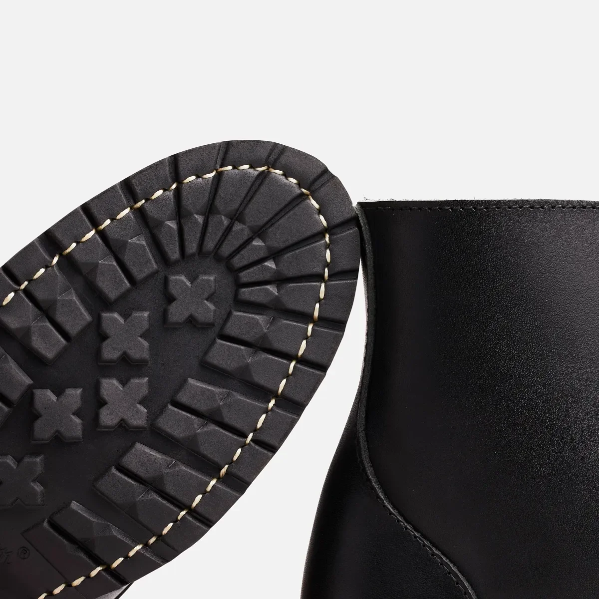 Eileen Women's Heeled Boot in Black Boundary