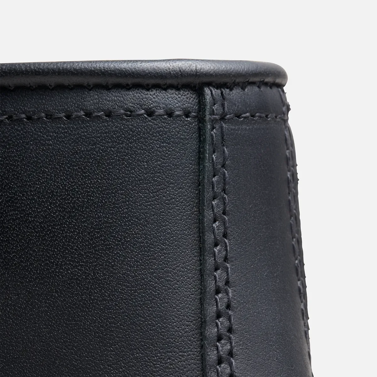 Porter Moc Women's Porter Moc in Black Boundary Leather